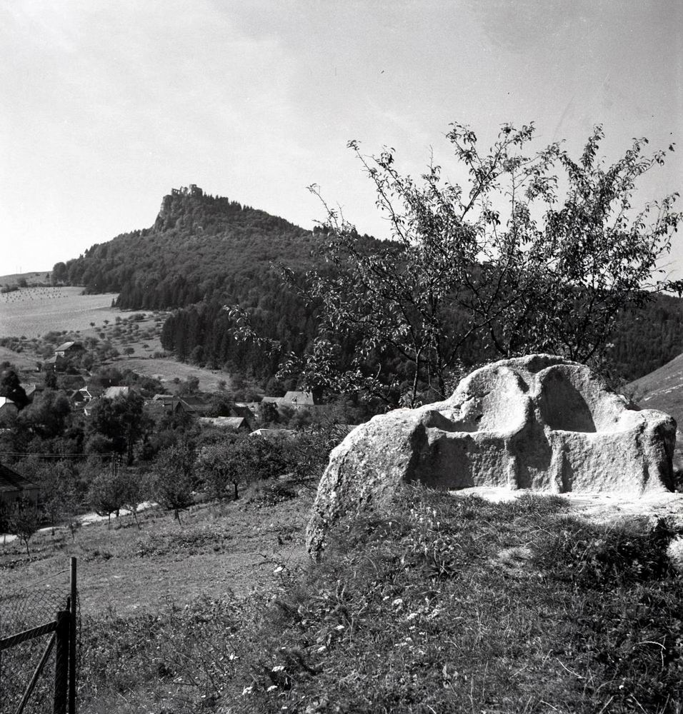 Hrad Lietava Jan Halasa 04